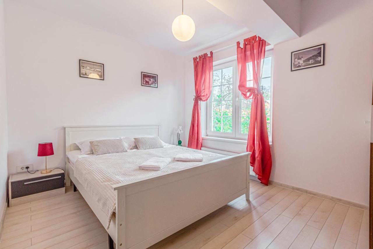 Opera Apart 2 Apartment บราชอฟ ภายนอก รูปภาพ