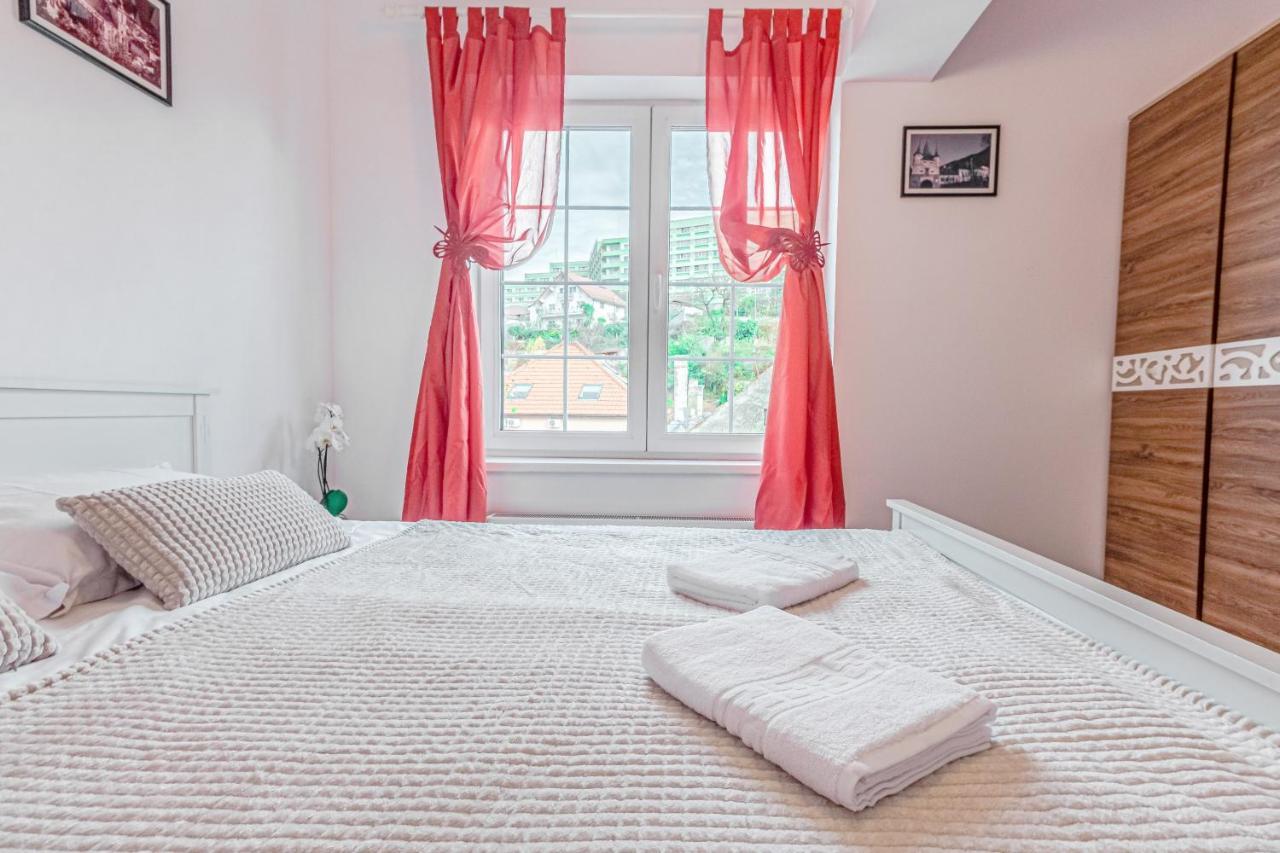 Opera Apart 2 Apartment บราชอฟ ภายนอก รูปภาพ